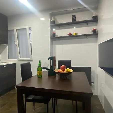 Completo Apartamento Para 2 En El Centro De * Gijón