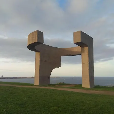 Completo Apartamento Para 2 En El Centro De * Gijón